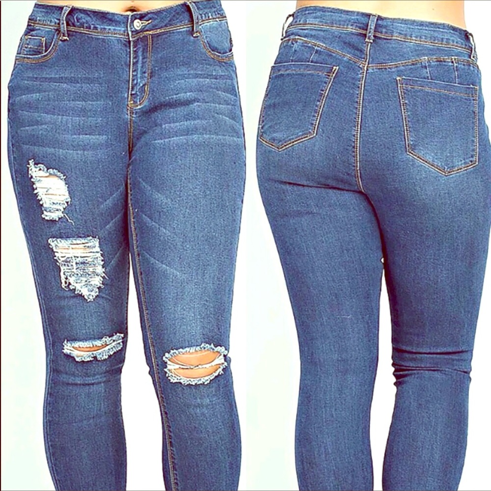 DISTRESSED LADIES JEANS